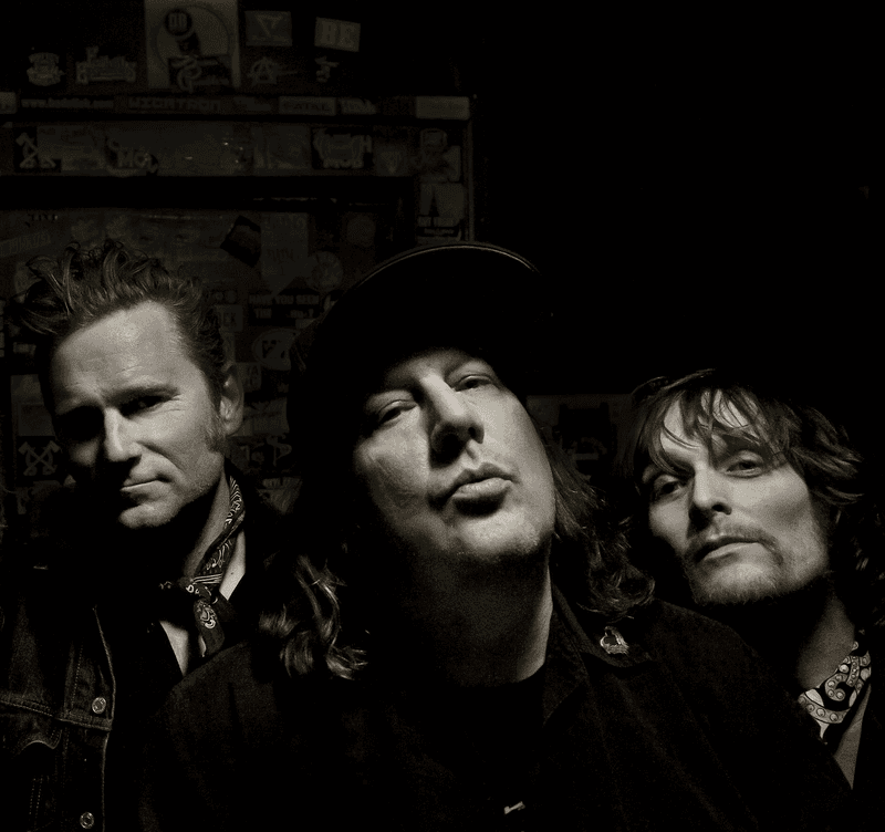 Drivin N Cryin // Vandoliers